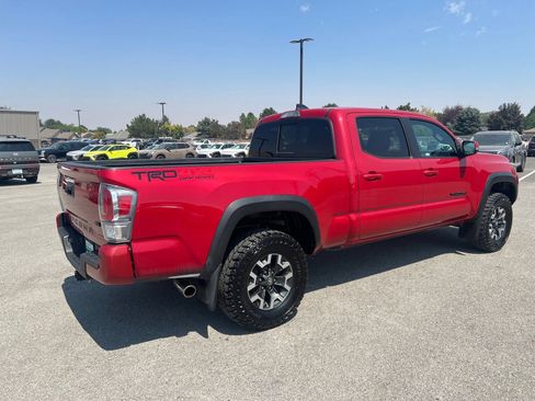 Used 2020 Toyota Tacoma TRD Off-Road w/ Technology Package AWD/4WD image 3
