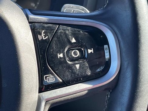 Used 2019 Volvo S60 T8 R-Design image 22