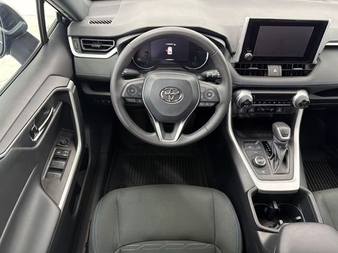 Used 2024 Toyota RAV4 SE w/ Weather Package AWD/4WD image 27