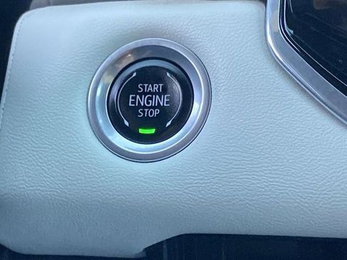 Used 2024 GMC Canyon AT4X image 13