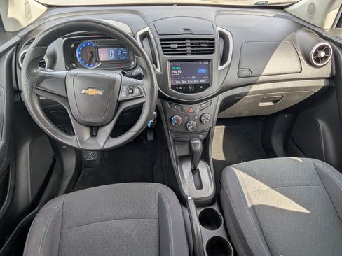 Used 2016 Chevrolet Trax LS w/ LPO, Protection Package FWD image 10
