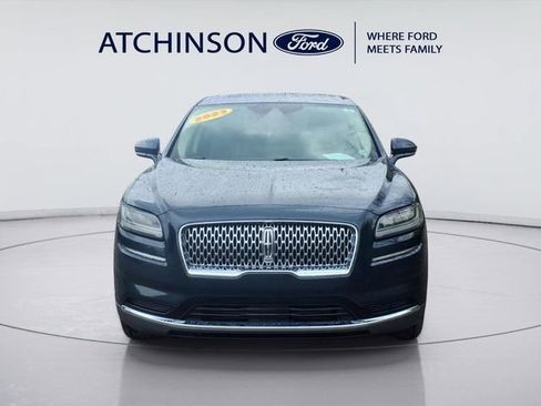 Used 2023 Lincoln Nautilus Reserve AWD/4WD image 2