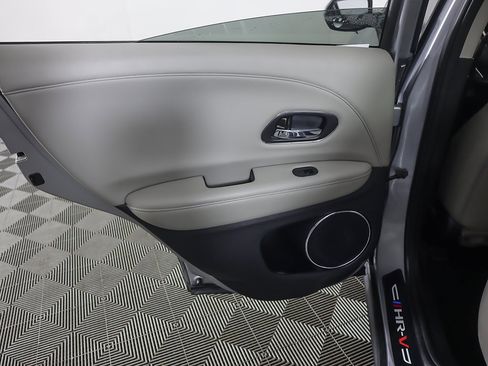 Used 2019 Honda HR-V EX-L image 25