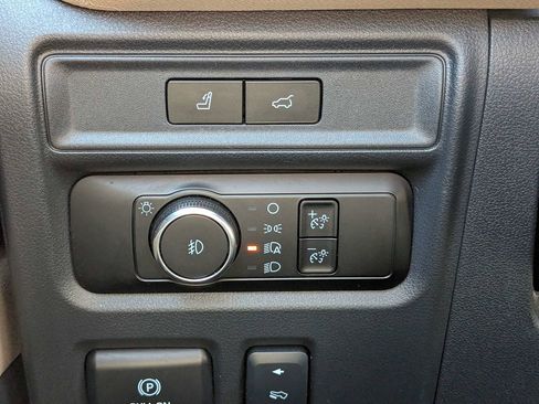 Used 2024 Ford Expedition Max Limited RWD image 27