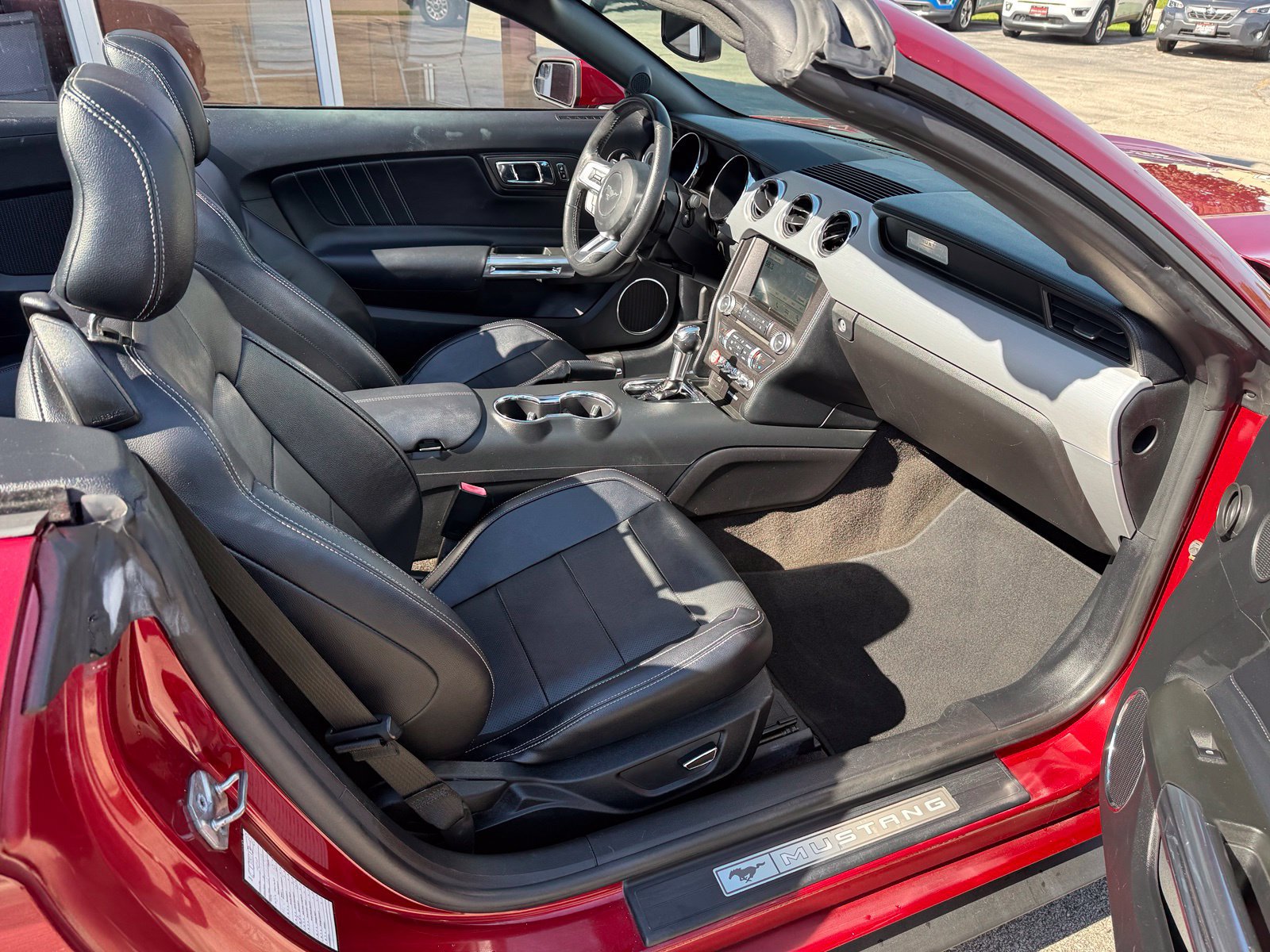 Used 2017 Ford Mustang Premium RWD image 13