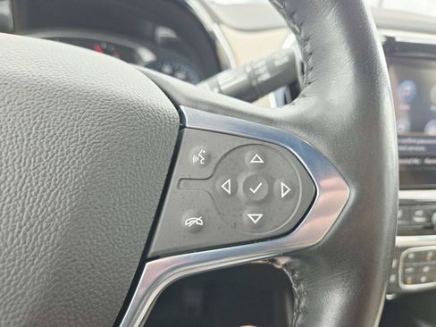 Used 2022 Chevrolet Traverse LT w/ LPO, Floor Liner Package FWD image 24