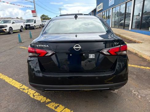 Used 2023 Nissan Versa SV FWD image 4