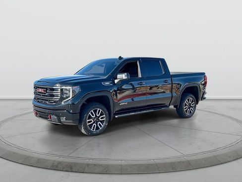 Used 2025 GMC Sierra 1500 AT4 w/ AT4 Premium Package AWD/4WD image 4