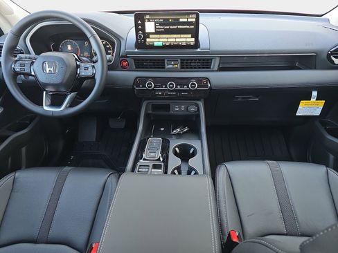 New 2025 Honda Pilot EX-L image 9