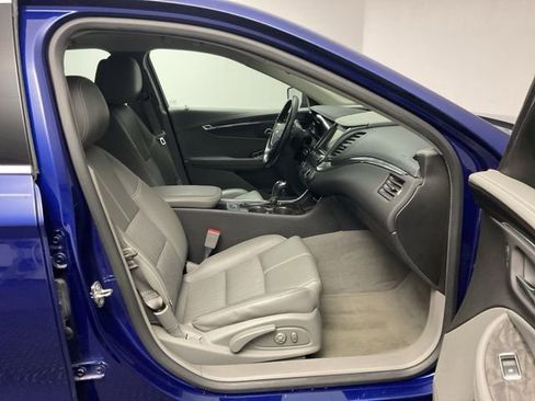 Used 2014 Chevrolet Impala LT image 24