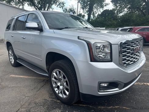 Used 2018 GMC Yukon Denali w/ Open Road Package AWD/4WD image 3