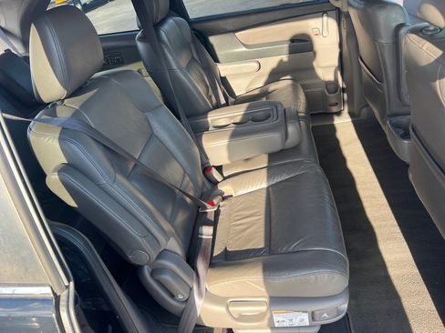 Used 2011 Honda Odyssey EX-L image 16