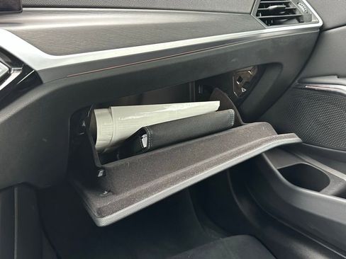 Used 2023 BMW 330i Sedan w/ Premium Package image 48