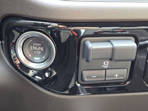 Used 2024 Chevrolet Silverado 1500 RST image 24