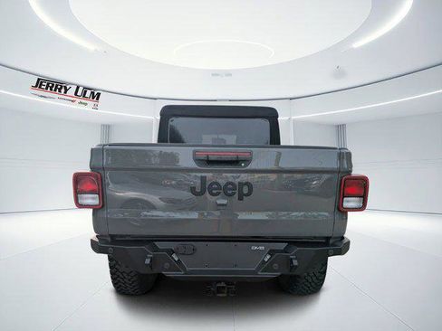 Certified 2021 Jeep Gladiator Sport image 4