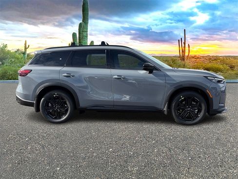 New 2026 INFINITI QX60 Sport image 3