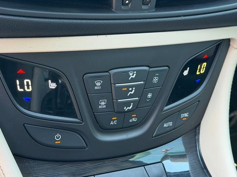 Used 2017 Buick Envision Premium w/ LPO, Cargo Package AWD/4WD image 29