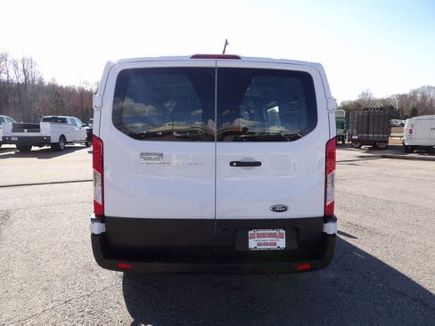 Used 2024 Ford Transit 250 Low Roof w/ Exterior Upgrade Package RWD image 6