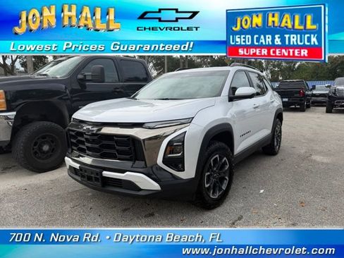 Used 2025 Chevrolet Equinox ACTIV w/ Safety and Technology Package image 2