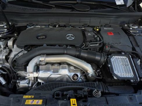 Used 2026 Mercedes-Benz GLB 250 image 34