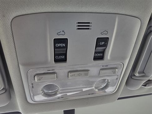 Used 2014 Toyota RAV4 XLE image 16