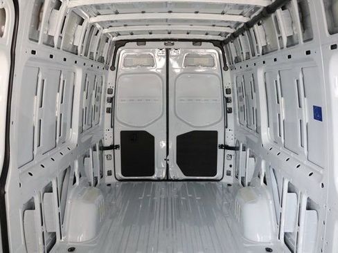 New 2025 Mercedes-Benz Sprinter 2500 image 25
