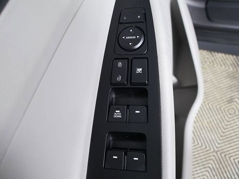 Used 2020 Hyundai Tucson SE FWD image 29