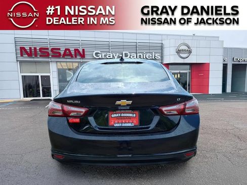 Used 2019 Chevrolet Malibu LT FWD image 6