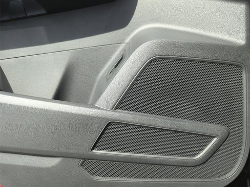 Used 2020 Volkswagen Atlas Cross Sport SE image 33