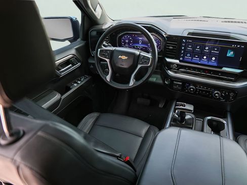 Used 2024 Chevrolet Silverado 1500 LTZ RWD image 29