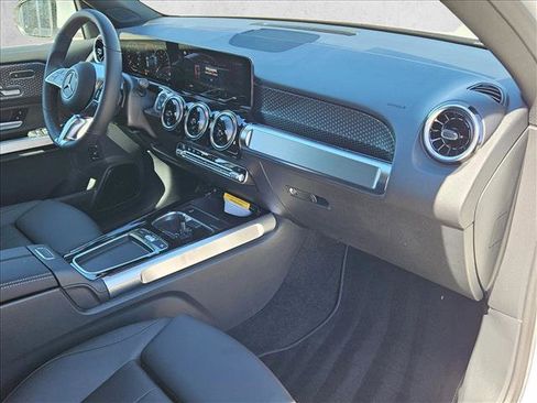Certified 2026 Mercedes-Benz GLB 250 image 21