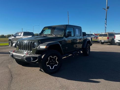 Used 2021 Jeep Gladiator Rubicon image 2