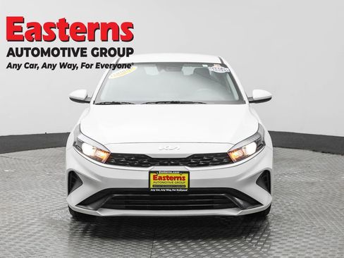 Used 2024 Kia Forte LXS image 2