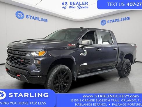 Used 2023 Chevrolet Silverado 1500 Custom Trail Boss AWD/4WD image 2