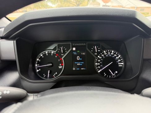 Used 2025 Toyota Tundra SR5 w/ SR5 Convenience Package image 20