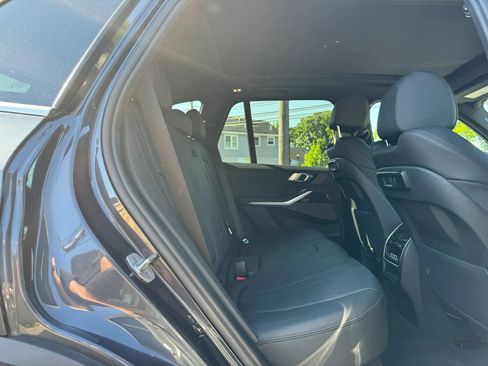 Used 2021 BMW X5 xDrive40i w/ Premium Package AWD/4WD image 21
