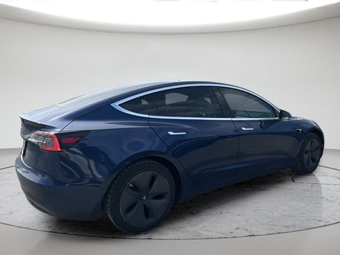 Used 2019 Tesla Model 3 Standard Range Plus RWD image 4