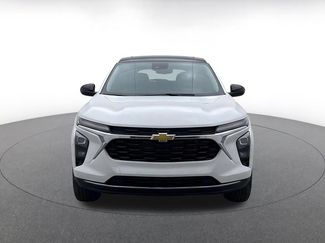Used 2025 Chevrolet Trax LT w/ LT Convenience Package FWD video 2