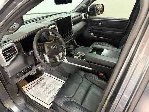 Used 2025 Toyota Tundra Platinum w/ TRD Off-Road Package AWD/4WD image 12