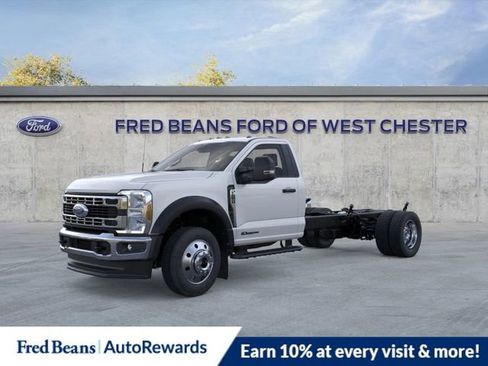 New 2025 Ford F550 XLT image 1