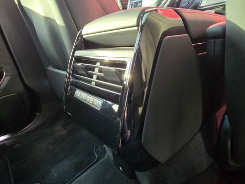 Used 2023 Land Rover Range Rover Sport SE AWD/4WD image 22
