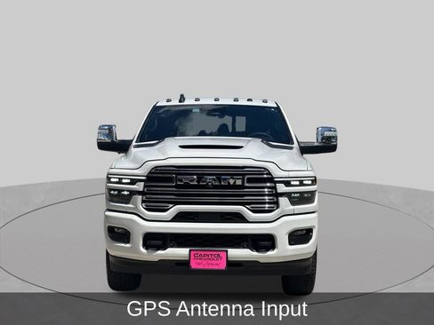 Used 2025 RAM 2500 Laramie AWD/4WD image 8