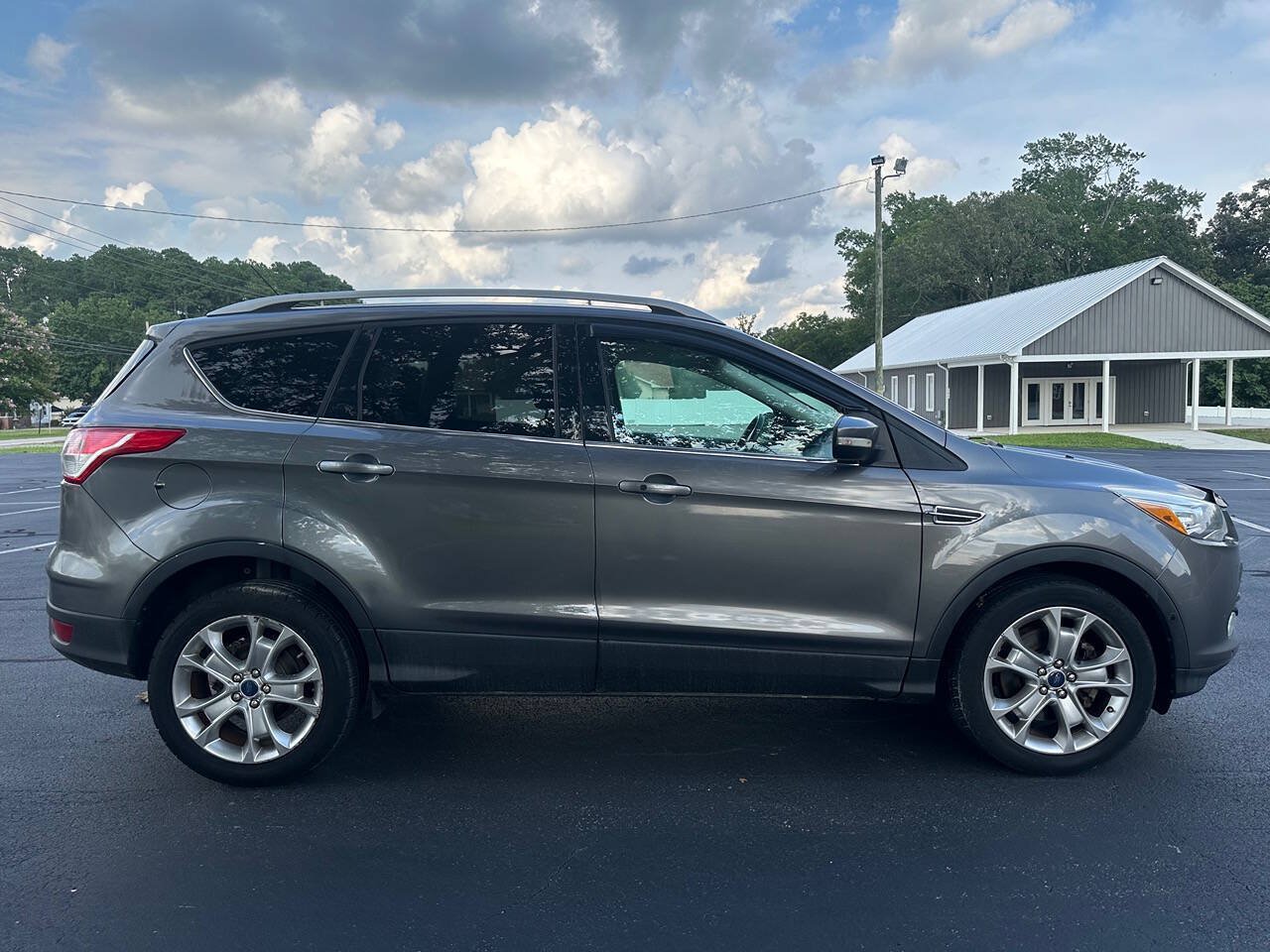 Used 2014 Ford Escape Titanium w/ Equipment Group 401A AWD/4WD image 6