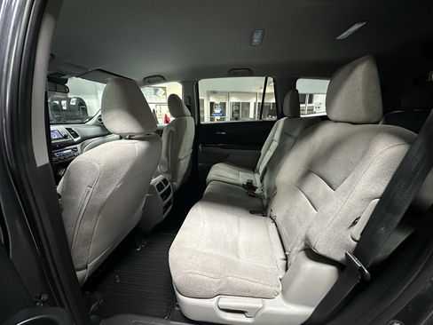 Used 2021 Honda Pilot LX image 18