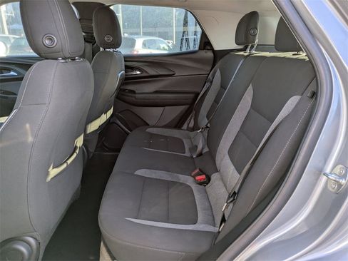 Used 2023 Chevrolet TrailBlazer LS image 14