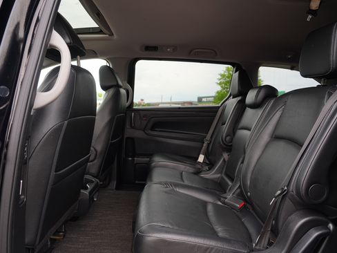 Used 2022 Honda Odyssey EX-L image 18