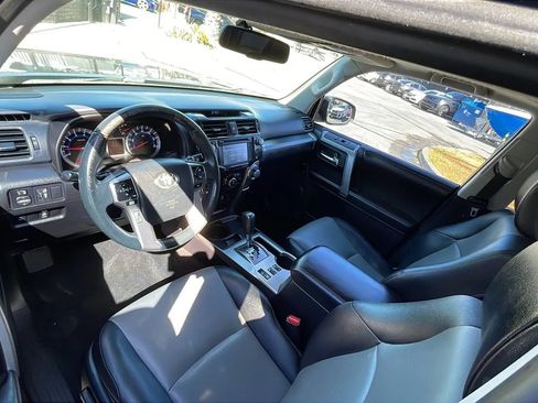 Used 2015 Toyota 4Runner SR5 Premium RWD image 13