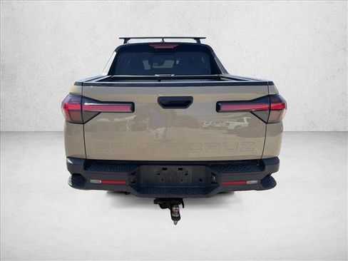 Used 2023 Hyundai Santa Cruz SEL w/ Activity Package FWD image 4