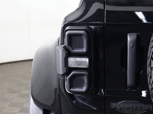 Used 2024 Ford Bronco Raptor AWD/4WD image 16