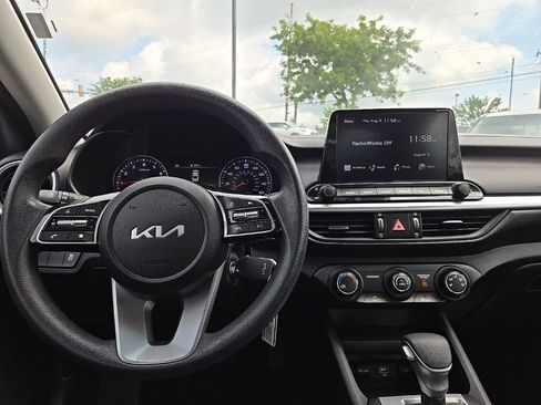 Certified 2024 Kia Forte LXS FWD image 33